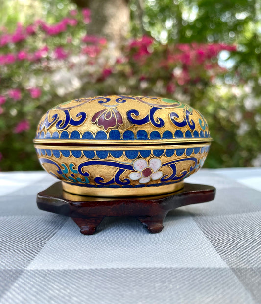 Vintage Cloisonné powder jar enamel paint lily flower floral cloisonné, Chinese cloisonne, cloisonne enamel, vintage cloisonne, powder jar, powder box, trinket box, jewelry box, keepsake box, Asian decor, chinoiserie, gold floral, turquoise enamel, blue enamel interior, floral cloisonne, Chinese enamel box, mid century Asian, Oriental box, enamel jar, gilt cloisonne, 3 inch cloisonne Thebrokenbirdcompany free shipping Christmas gift
