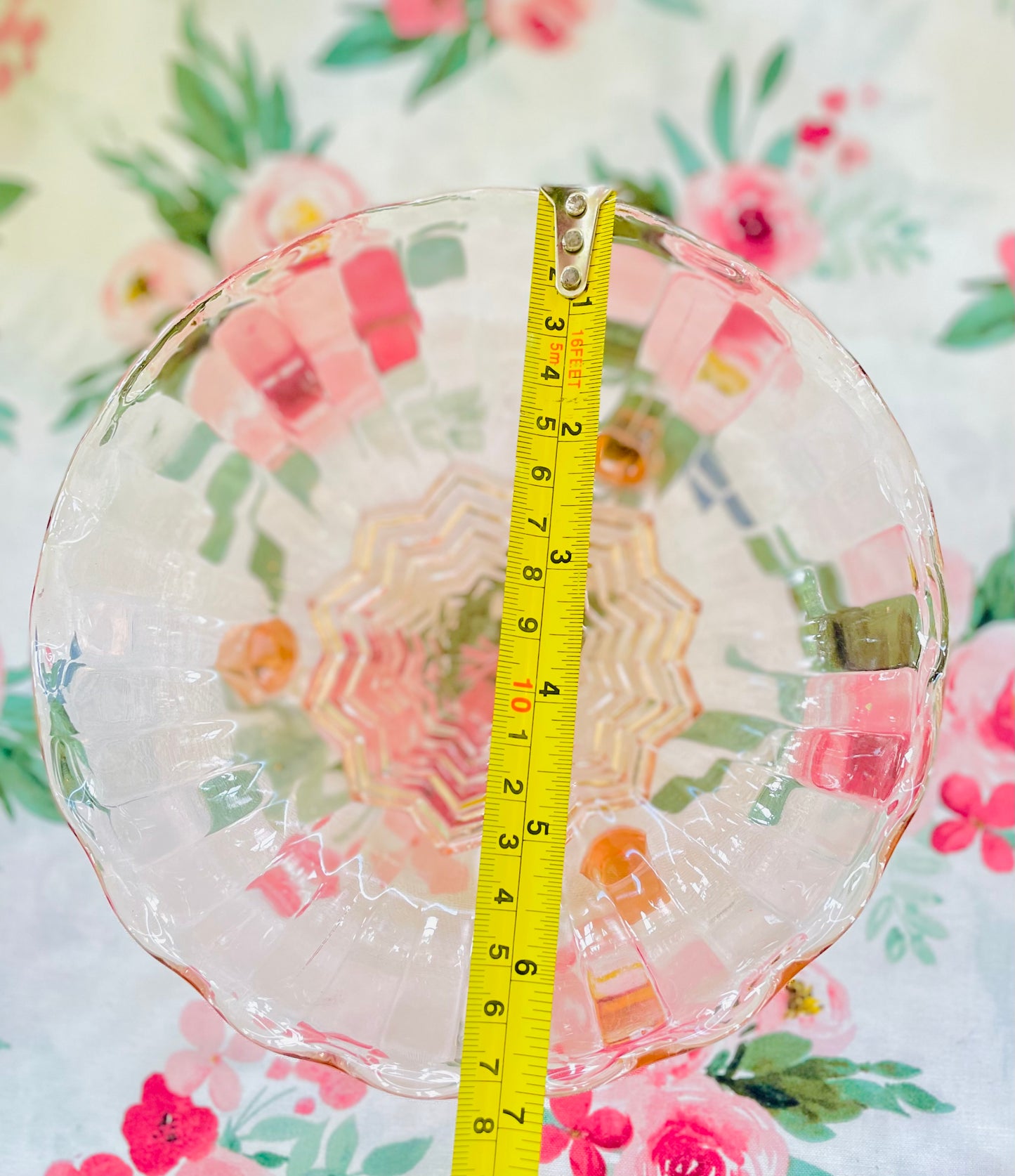 Antique Pink Depression Glass 1930s Scalloped Rim Three Point Footed Art Deco Bowl