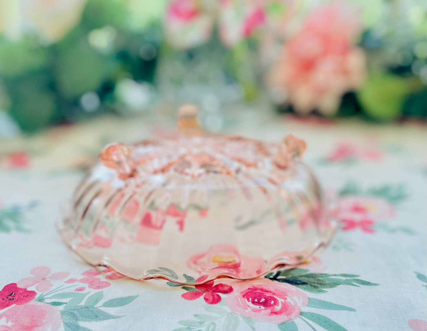 Antique Pink Depression Glass 1930s Scalloped Rim Three Point Footed Art Deco Bowl