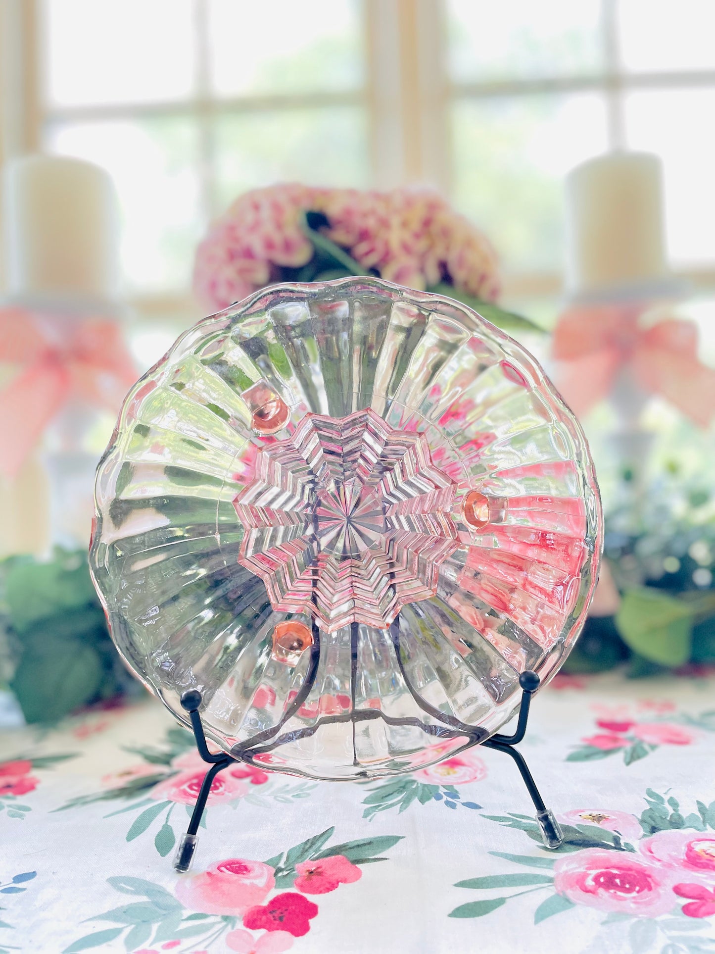Antique Pink Depression Glass 1930s Scalloped Rim Three Point Footed Art Deco Bowl