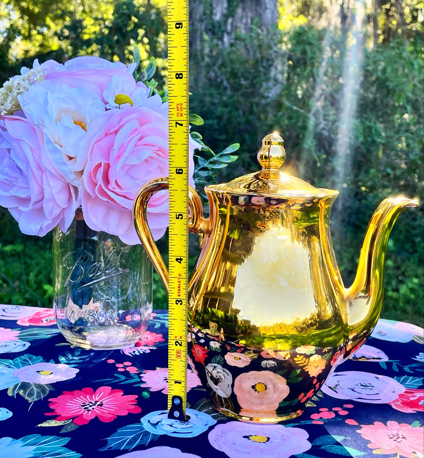 Antique Rare Seltman Weiden RENATE Bavarian Gold Tea Pot with Lid