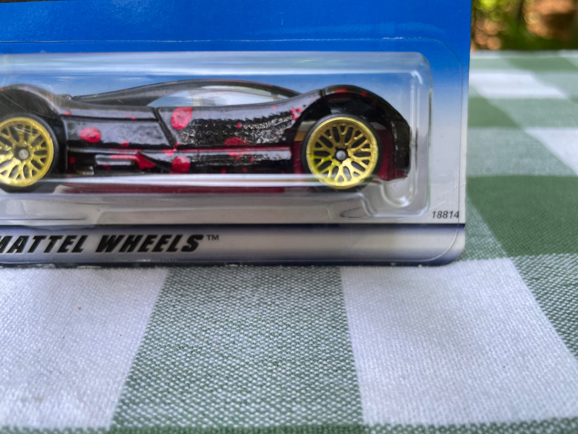 1998 vintage hot wheels avus quattro 18814 collector number 748 spectraflame paint job black red spots special edition 25th anniversary number 4 sports car vintage toys vintage hot wheels collectible toys gift birthday free shipping thebrokenbirdcompany