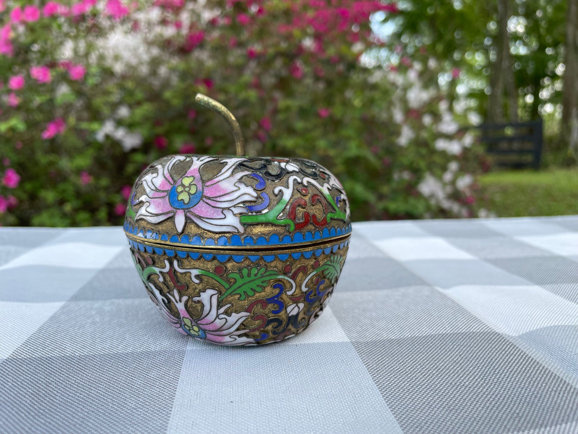 cloisonne trinket box, vintage cloisonne, apple shaped trinket box, chinese enamel box, floral cloisonne decor, gilded brass apple box, antique style trinket holder, enamel jewelry box, oriental apple container, collectible cloisonne apple, mid century chinese export, colorful enamel keepsake box, brass and enamel decor, asian vintage trinket, pink floral apple box Cloisonné Apple trinket box brass mid century modern