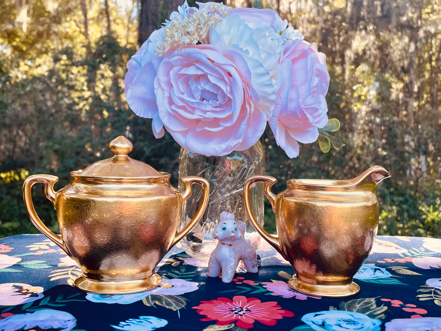 Antique_Pickard_China_Gold_Etched_Rose_and_Daisy_Creamer_and_Sugar bowl antique Pickard china
- gold etched Rose and Daisy
- vintage creamer sugar set
- Pickard Rose and Daisy pattern
- etched gold porcelain
- 1920s Pickard china
- Japan blank Pickard
- hand decorated USA china
- collectible tea set
- 24k gold antique
- Pickard Chicago porcelain
- Art Deco china set
- gold encrusted creamer
- vintage sugar bowl lid
- American antique china
- Pickard pattern 511
Thebrokenbirdcompany 
Free shipping rare gift