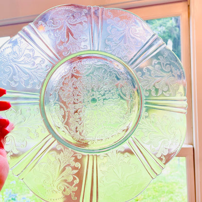 pink depression glass, American Sweetheart, MacBeth Evans, Macbeth-Evans, 1930s glass, vintage pink glass plate, depression glass cake plate, serving plate, scalloped edge, filigree glass, art deco glass, collectible glassware, cottagecore decor, pink glass platter, antique glass plate, Depression era tableware, 11 inch plate Thebrokenbirdcompany free shipping