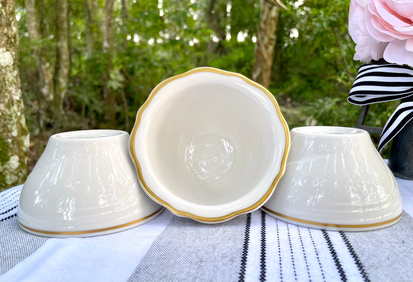 vintage syracuse china
syracuse china bowls
gold trim bowls
dessert bowls vintage
fruit bowls syracuse
scalloped gold rim bowl
standish pattern syracuse
 swirl china bowls
mid century dinnerware
restaurant ware bowls
 american porcelain bowls
1950s gold trim china
 syracuse sy1140
vintage fruit dessert bowls
 collectible syracuse china
Thebrokenbirdcompany
Free Shipping
Home decor
vintage kitchenware
