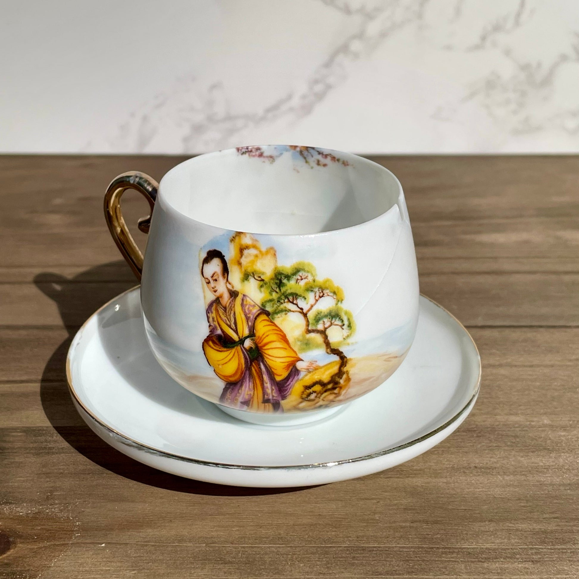 antique japanese lady lithophane kutani tea cup set had painted gold handle made in japan lithophane lady face on bottom of cup set of 4 rare cups Maryland China asain kitchen asain decor rare 1930s tea set free shipping christmas housewarming gift for her rare gift thebrokenbirdcompany