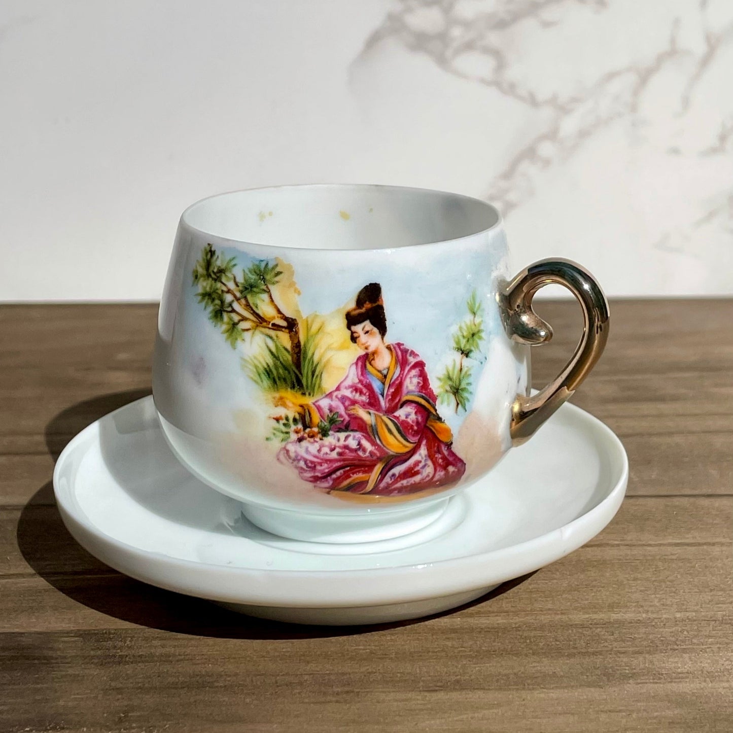 antique japanese lady lithophane kutani tea cup set had painted gold handle made in japan lithophane lady face on bottom of cup set of 4 rare cups Maryland China asain kitchen asain decor rare 1930s tea set free shipping christmas housewarming gift for her rare gift thebrokenbirdcompany