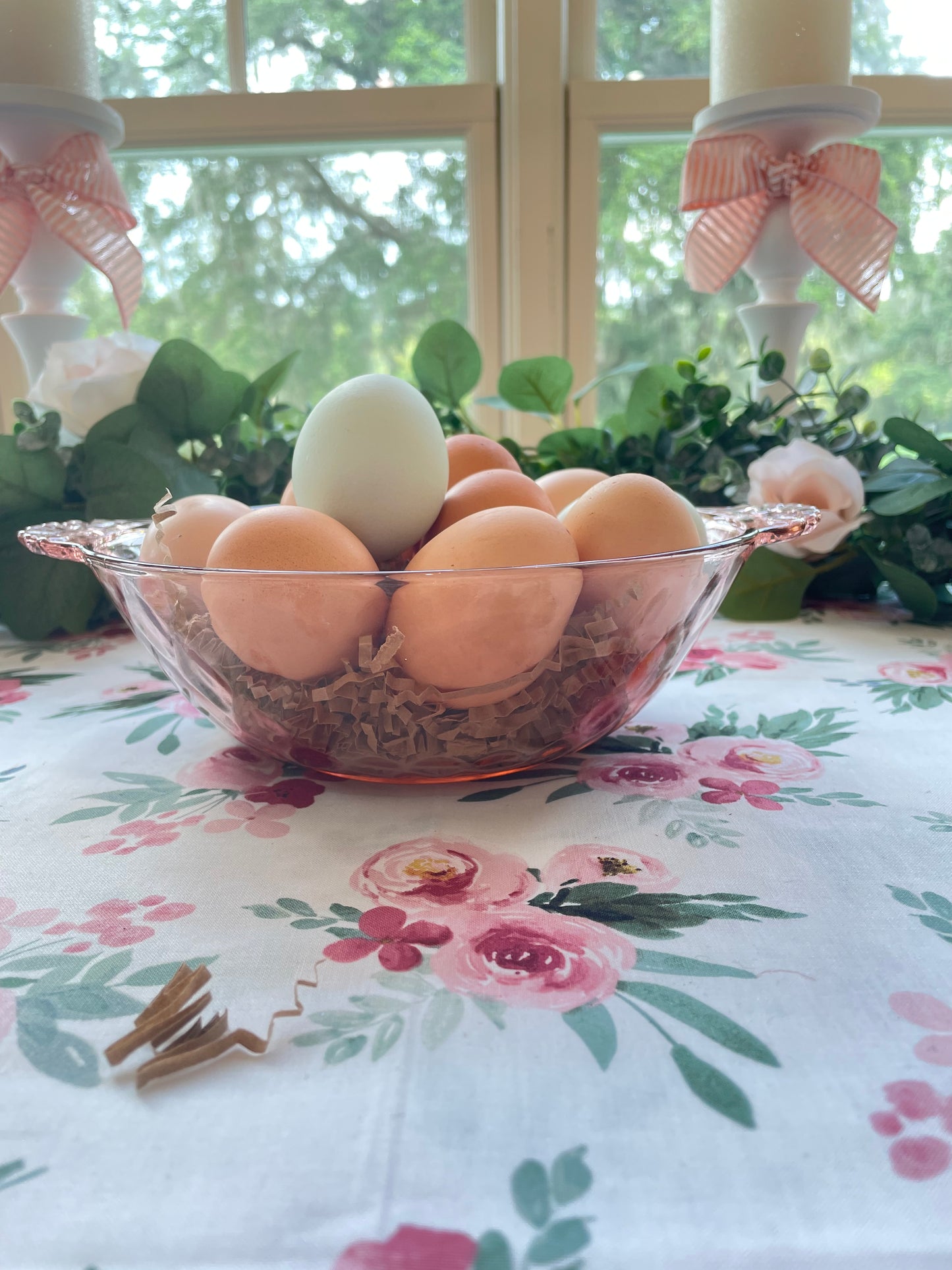 Anchor Hocking diamond optic pink depression glass serving bowl with ornate glass handles Pink depression glass berry bowl ornate salad bowl Thebrokenbirdcompany pink glass antique glass pink birthday gift fancy ice cream bowl depression glass pink party bowl 