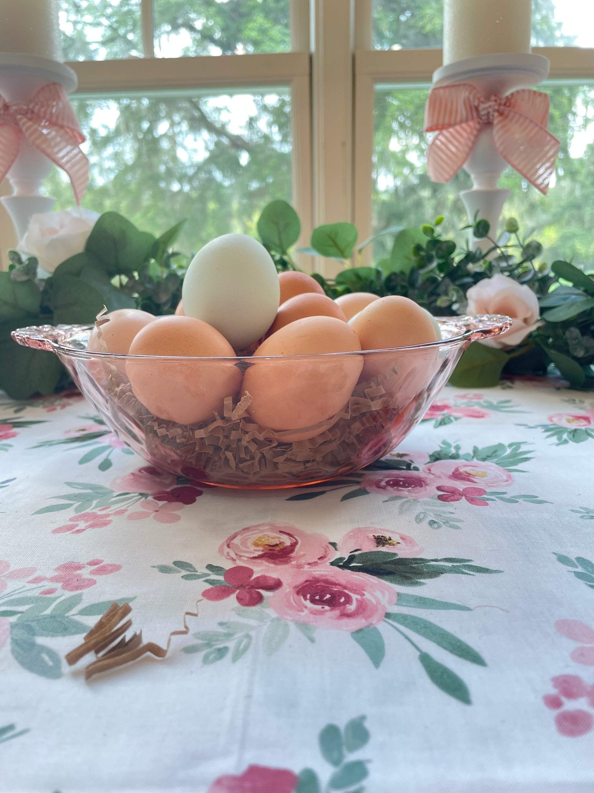 Anchor Hocking diamond optic pink depression glass serving bowl with ornate glass handles Pink depression glass berry bowl ornate salad bowl Thebrokenbirdcompany pink glass antique glass pink birthday gift fancy ice cream bowl depression glass pink party bowl 