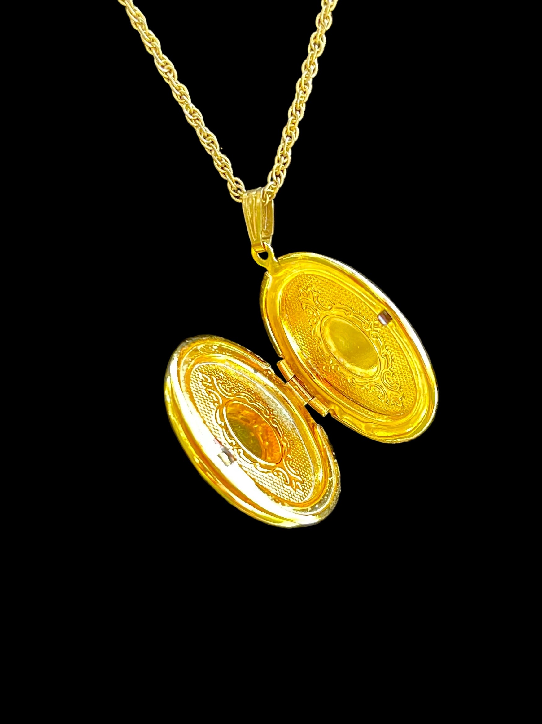 horse cameo necklace 24 inch gold tone chain with brown horse cameo locket horse lover gift for her equestrian themed white enamel with brown horse painted on front keepsake locket necklace thebrokenbirdcompany free shipping christmas gift unique western necklace country girl necklace horse locket