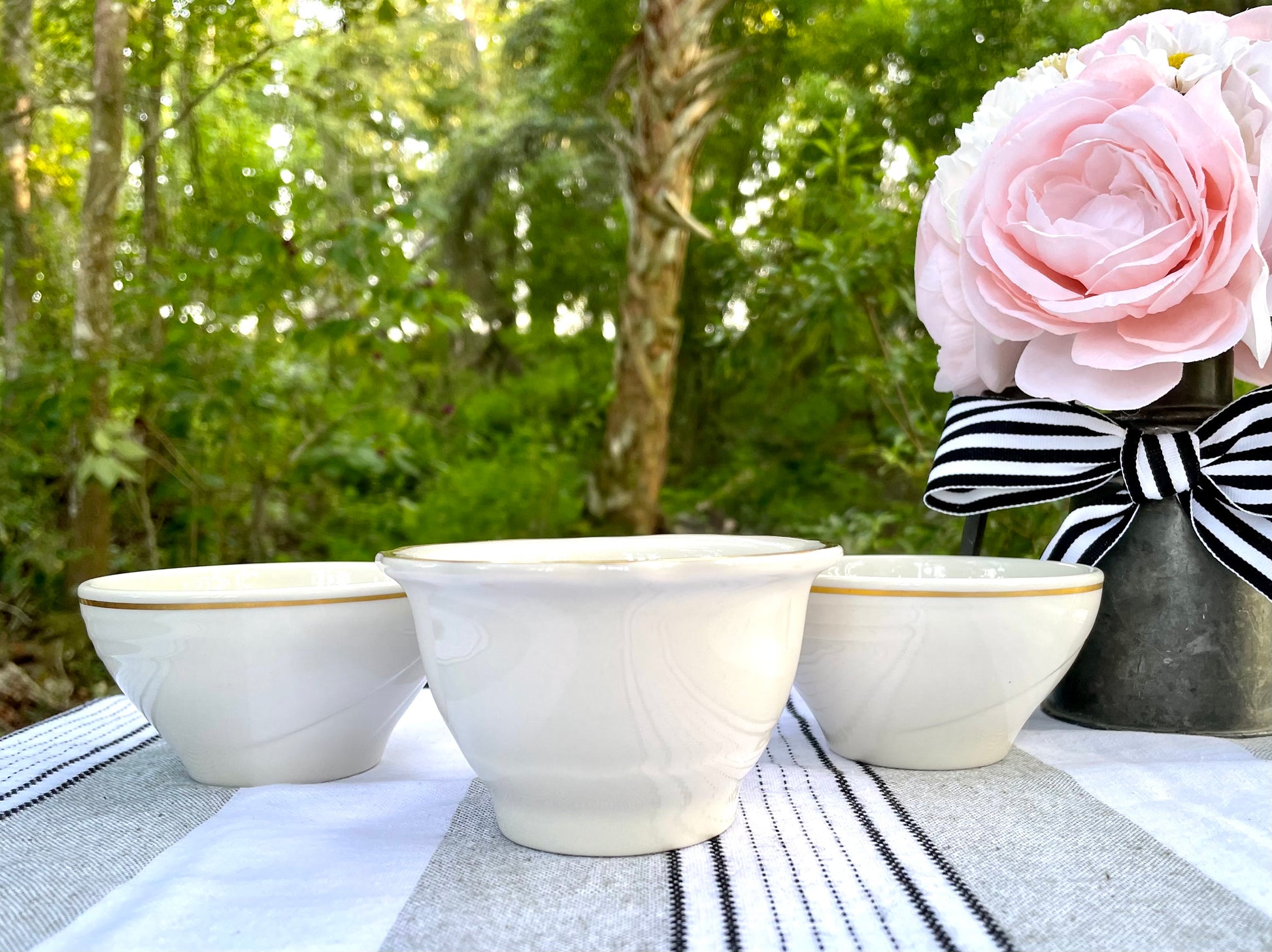vintage syracuse china
syracuse china bowls
gold trim bowls
dessert bowls vintage
fruit bowls syracuse
scalloped gold rim bowl
standish pattern syracuse
 swirl china bowls
mid century dinnerware
restaurant ware bowls
 american porcelain bowls
1950s gold trim china
 syracuse sy1140
vintage fruit dessert bowls
 collectible syracuse china
Thebrokenbirdcompany
Free Shipping
Home decor
vintage kitchenware