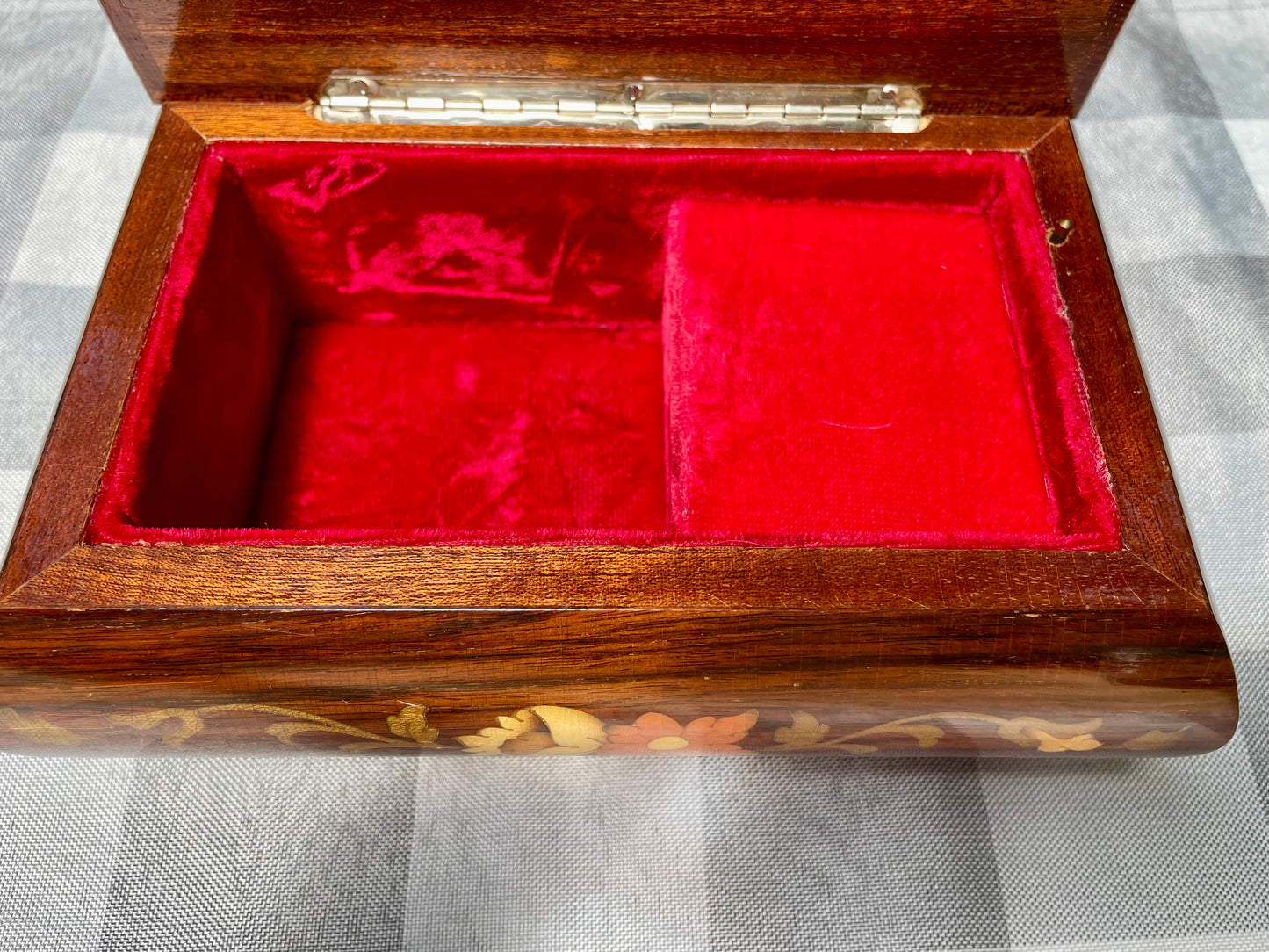 Italian made vintage reuge swiss music movement jewelry music box red velvet inside hand inlaid floral motifs gold trim wind up music box vintage music box pink flowers white and yellow flowers birthday gift for her christmas unique gift thebrokenbirdcompany free shipping rare music box collectible jewelry box made in italy