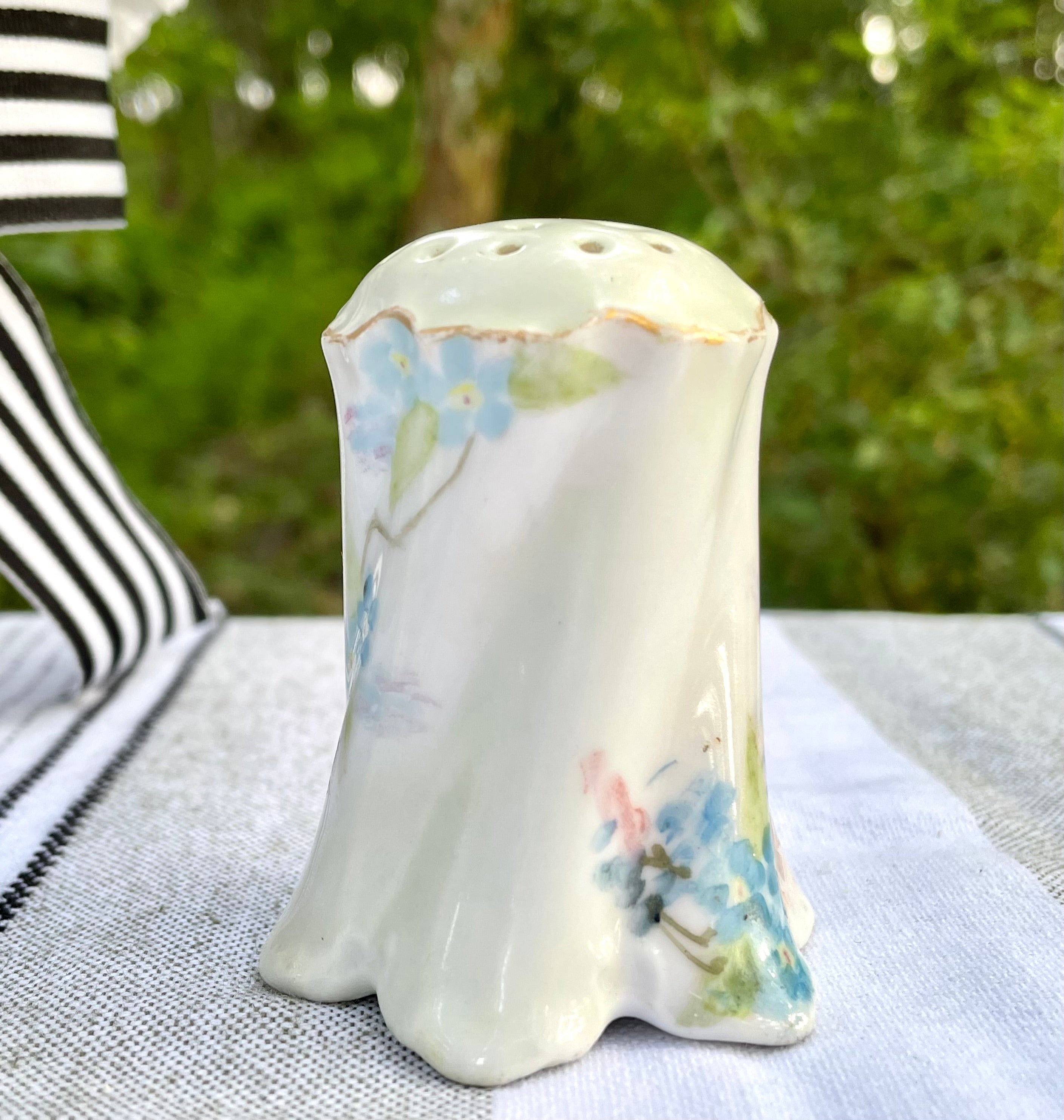 RC Rosenthal Versailles Bavaria China White Ceramic Salt and