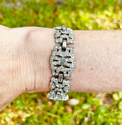 geometric silver links set with elongated baguette-cut clear rhinestones antique Rhinestone art deco bracelet geometric shapes 
hector aguilar jewelry
- taller borda taxco
- eagle 31 hallmark
- hector aguilar bracelet
- taxco sterling silver
- hector aguilar vintage
- mexican sterling bracelet
- eagle mark taxco
- hector aguilar art deco
- taxco eagle 31
- vintage hector aguilar
- aguilar taxco silver
- taller borda sterling
- mexican silver eagle 31
- aguilar rhinestone jewelry