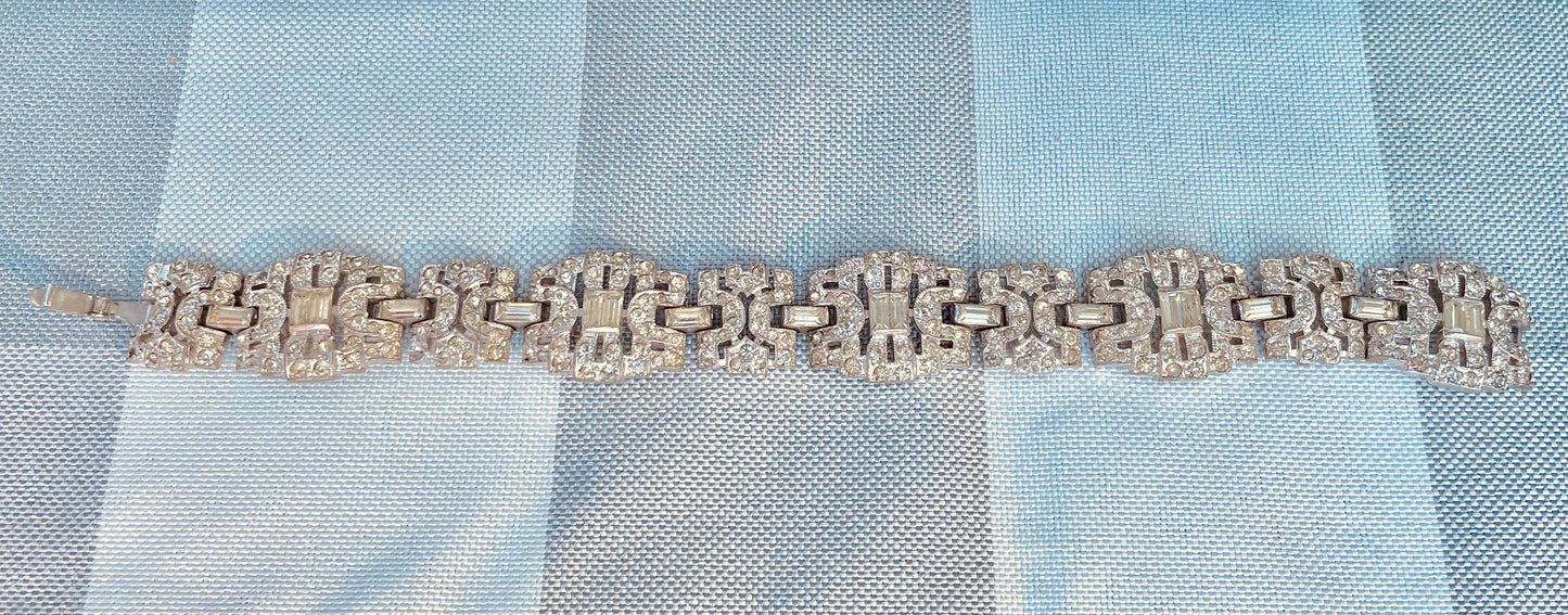 geometric silver links set with elongated baguette-cut clear rhinestones antique Rhinestone art deco bracelet geometric shapes 
hector aguilar jewelry
- taller borda taxco
- eagle 31 hallmark
- hector aguilar bracelet
- taxco sterling silver
- hector aguilar vintage
- mexican sterling bracelet
- eagle mark taxco
- hector aguilar art deco
- taxco eagle 31
- vintage jewelry thebrokenbridcompany antique wedding jewelry