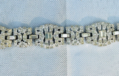 geometric silver links set with elongated baguette-cut clear rhinestones antique Rhinestone art deco bracelet geometric shapes 
hector aguilar jewelry
- taller borda taxco
- eagle 31 hallmark
- hector aguilar bracelet
- taxco sterling silver
- hector aguilar vintage
- mexican sterling bracelet
- eagle mark taxco
- hector aguilar art deco
- taxco eagle 31
- vintage jewelry 