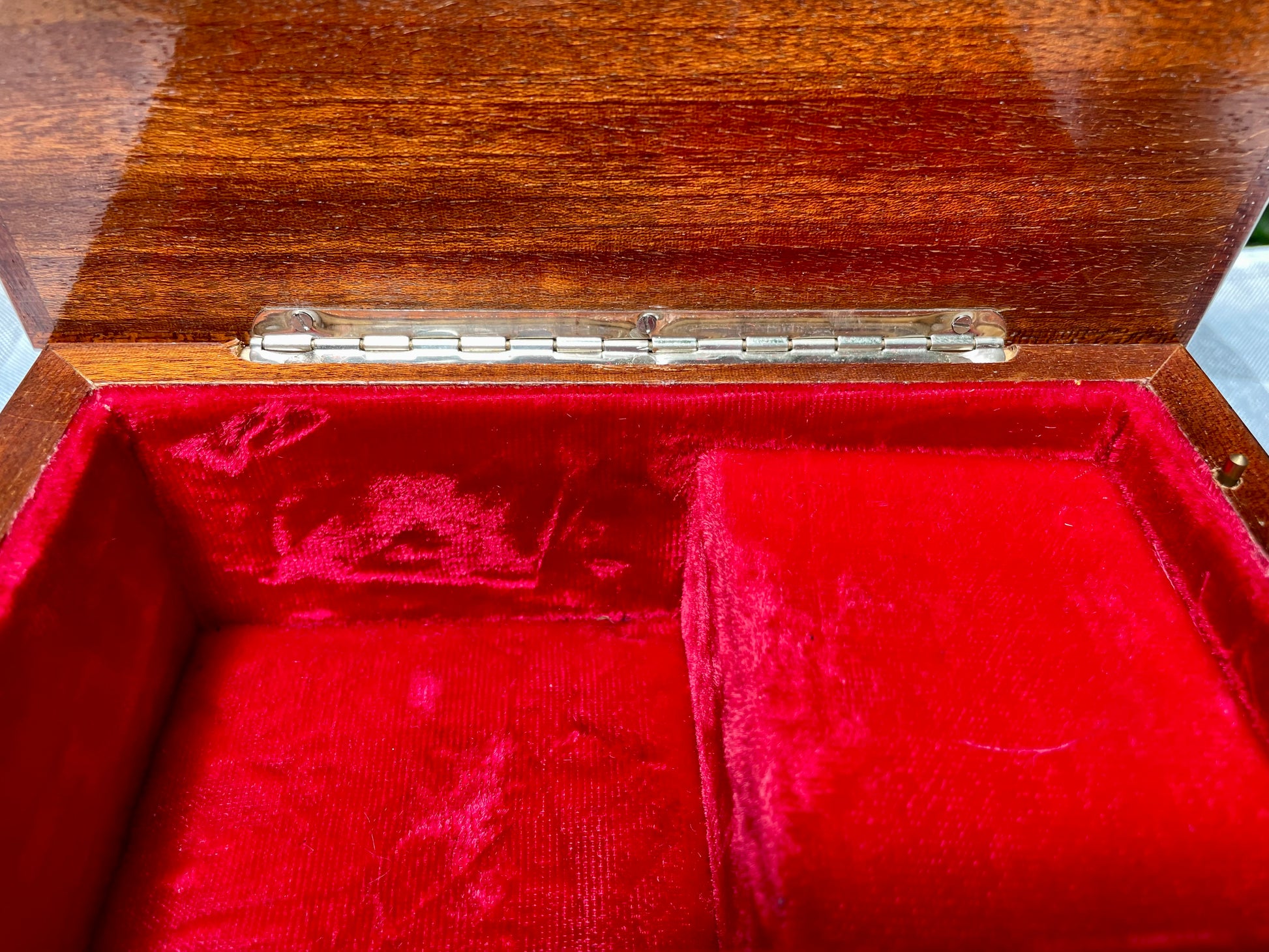 Italian made vintage reuge swiss music movement jewelry music box red velvet inside hand inlaid floral motifs gold trim wind up music box vintage music box pink flowers white and yellow flowers birthday gift for her christmas unique gift thebrokenbirdcompany free shipping rare music box collectible jewelry box made in italy