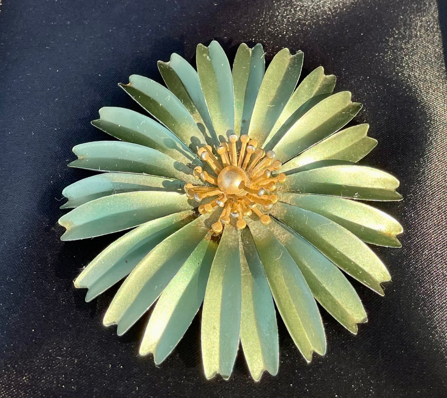 Retro shimmering green metal flower purse pin lapel pin 1960s brooch gift for her unique gift vintage pin collectible pin retro brooch Thebrokenbirdcompany