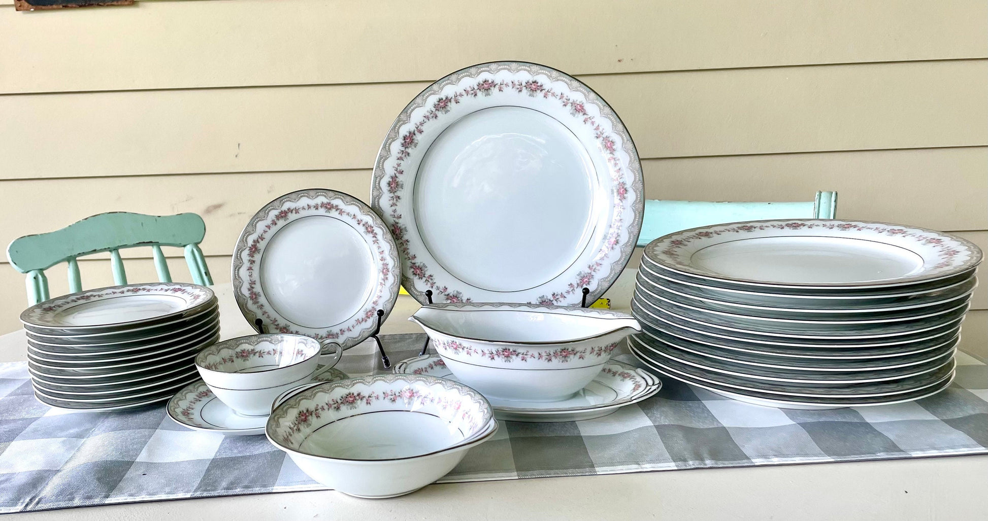 Porcelain Noritake China Glenwood Noritake Glenwood Dinner Set