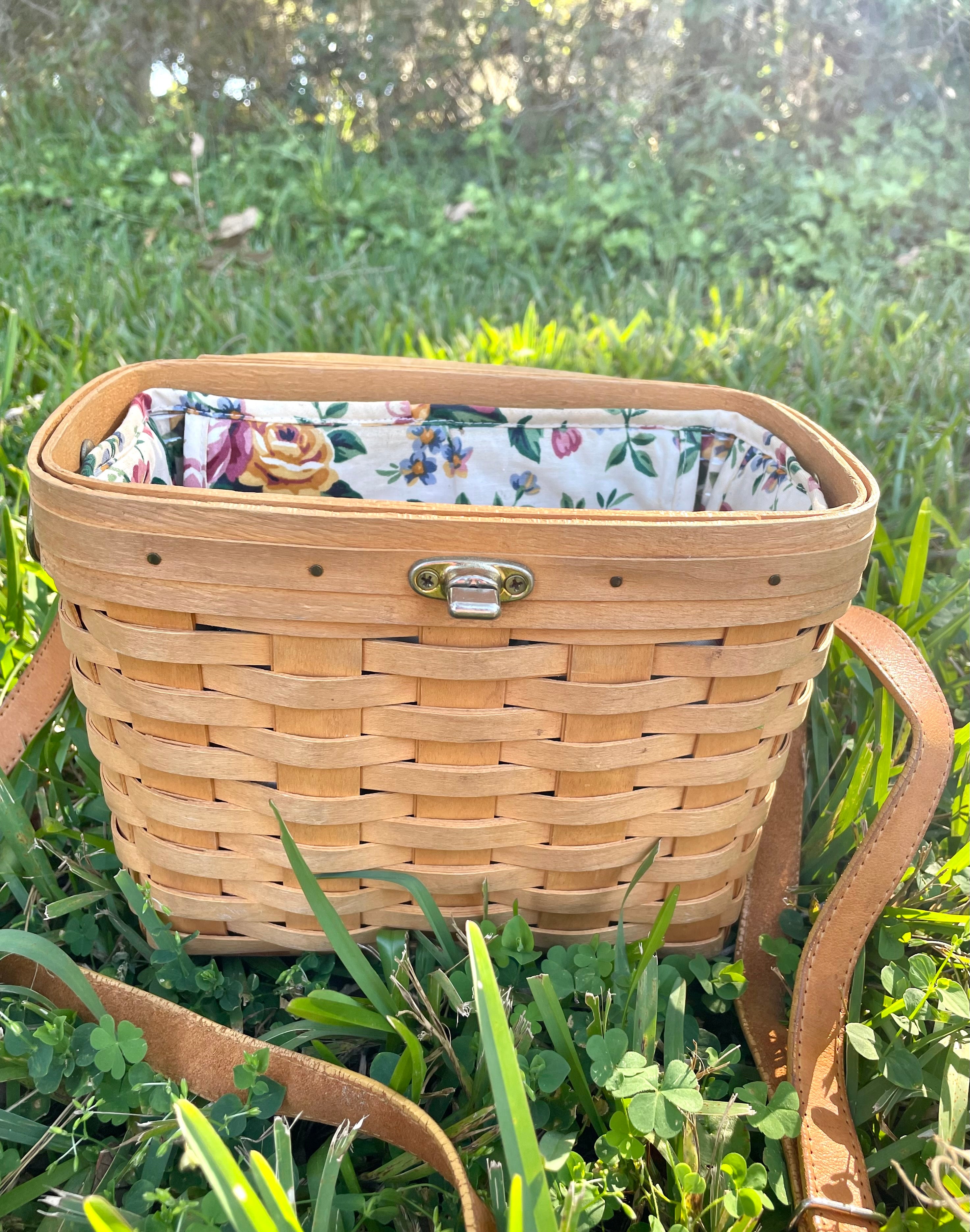 Vintage cottage core structured basket purse.... - Depop