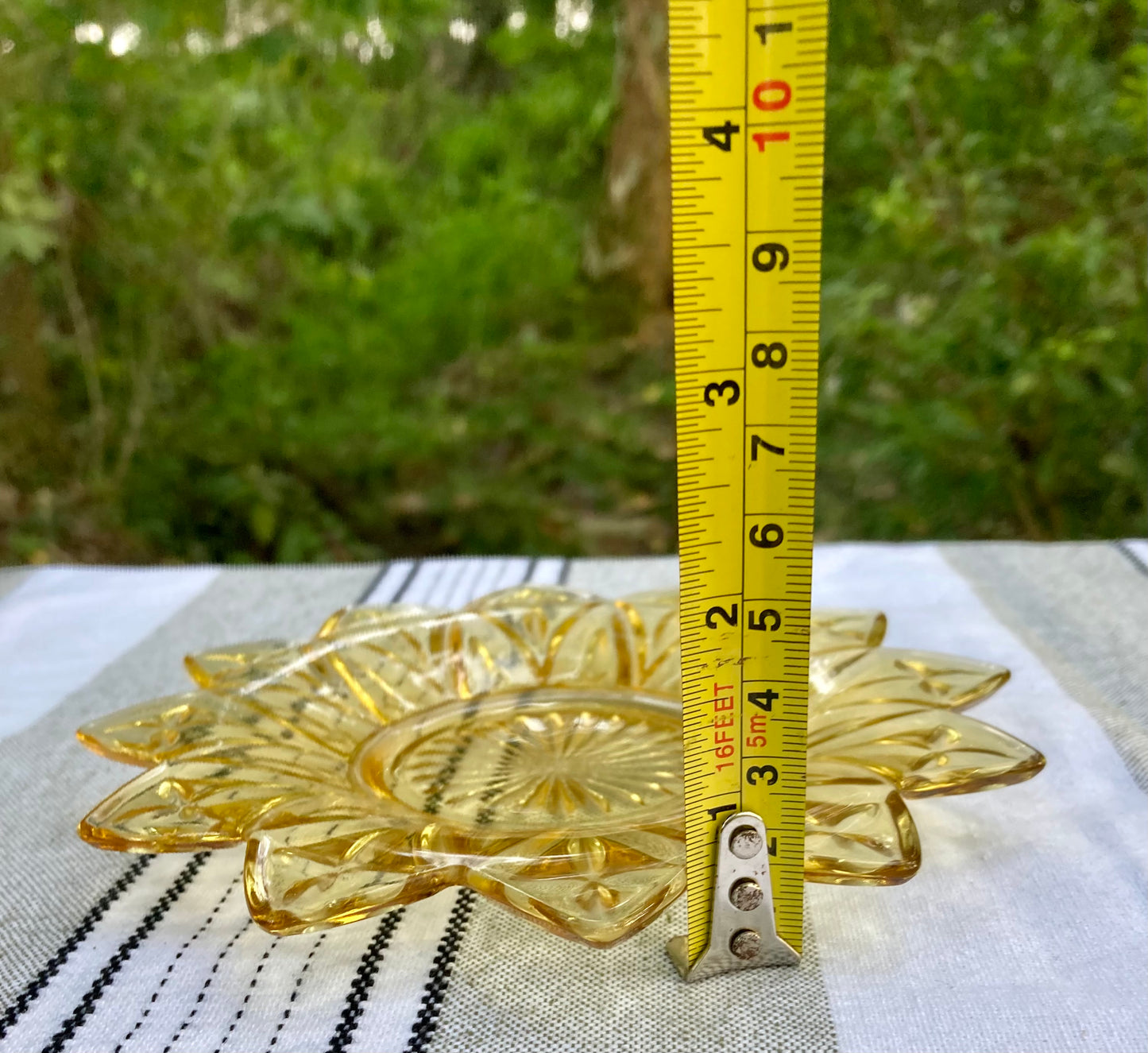 Vintage Federal Glass 12 Point Sunflower Retro Flower Child Yellow Sunflower 6.5 Inch Pressed Glass Snack Plate Lunch Plate Cake Plate