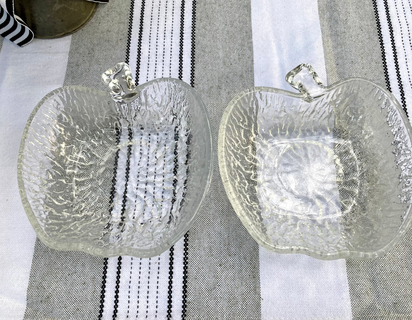 Vintage Apple Shaped Pressed Glassware Set of 5 Dessert Bowls Salad Bowls Serving Bowls