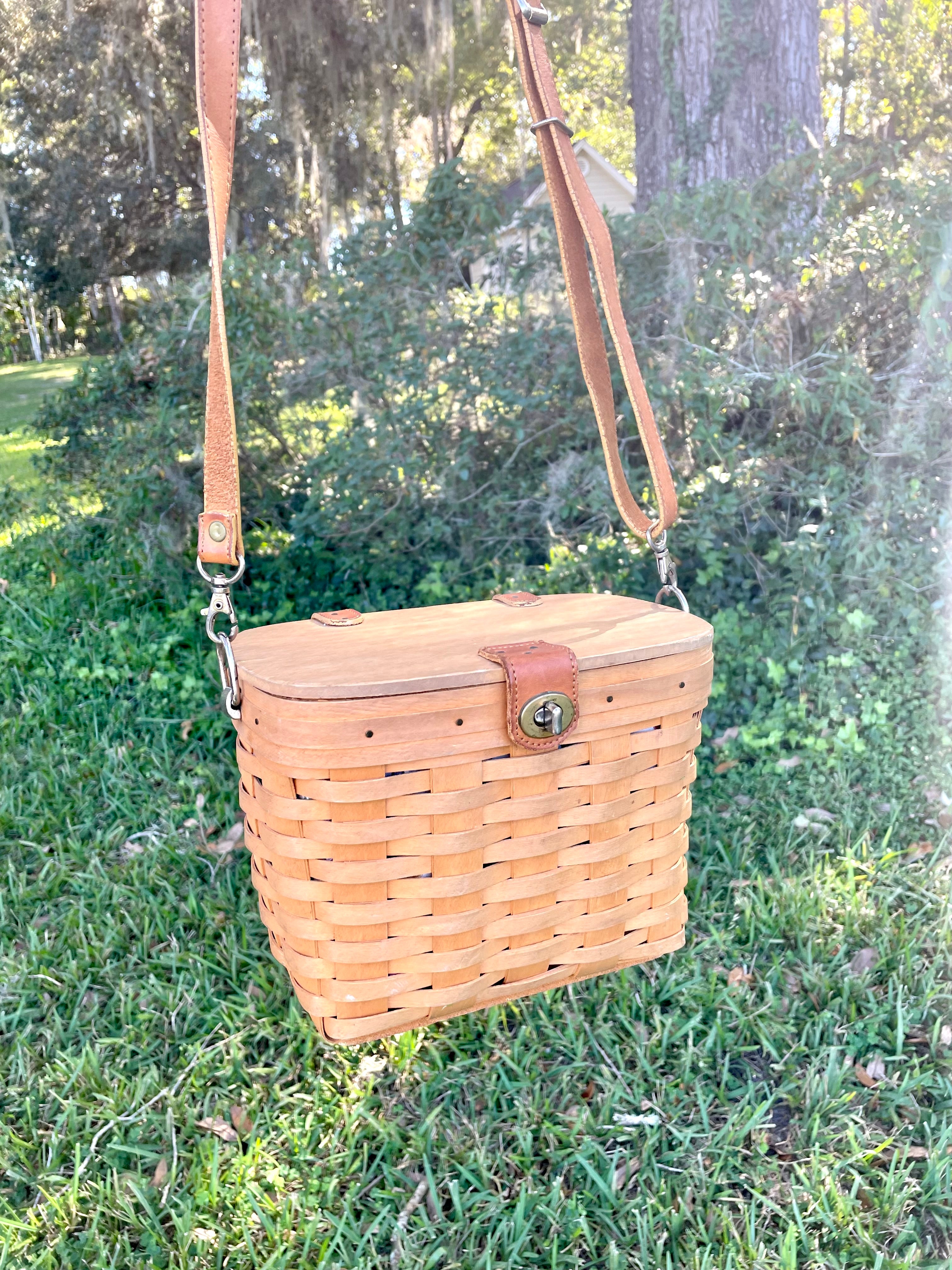 Amazon.com: Handwoven Straw Vintage Tote Basket Purse Bag Straw Beach Bag  Natural Casual Handbag Shoulder Bag Beach Rattan Vacation Bag : Clothing,  Shoes & Jewelry